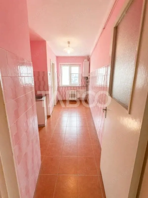 Apartament 2 camere decomandate etaj intermediar cartier Manastur  - imagine 4