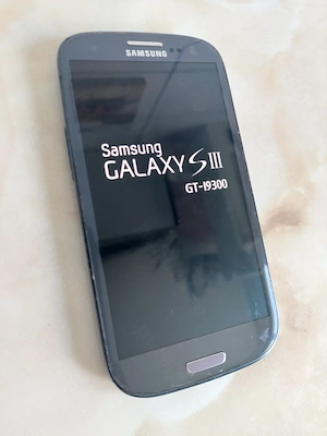 [S3] Vând Samsung Galaxy S3 indigo (în stare foarte bună) [poze reale]