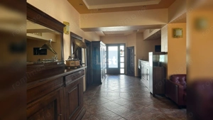 Imobil tip pensiune P+M, strada Grivitei - imagine 12