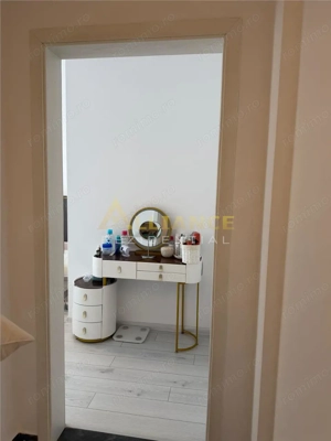 Apartament premium 3 camere, mobilat complet, la 10 minute de metrou Dimitrie Leonida +loc de parcar - imagine 9