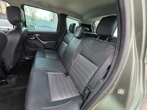 Dacia Duster 1.5 dCi 4x4 Prestige - imagine 8