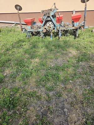 Tractoare si utilaje - imagine 4