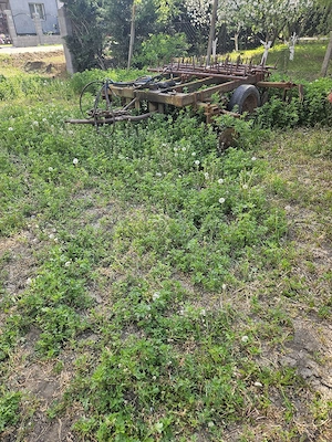 Tractoare si utilaje - imagine 5