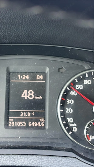 Vând Volkswagen Sharan