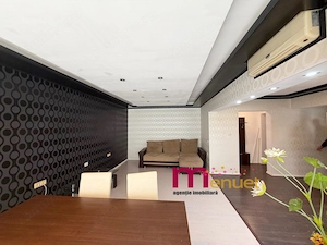 Apartament 2 camere,zona Centrala,etaj 3 - imagine 3