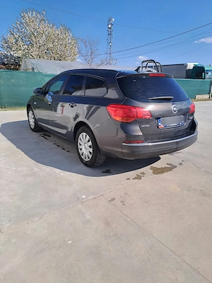 Opel Astra J 1.6 CDTI 110cp 2016 - imagine 4