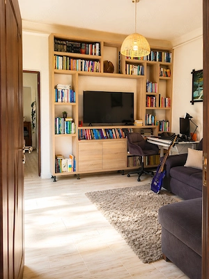 Casă modernă renovată complet | 4 camere | curte | acces dublu | zona câmpului vechi  - imagine 2