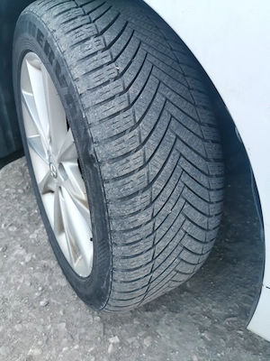 vand urgent Toyota Prius Plus 2012 septembrie varianta full modelul Lounge   - imagine 3