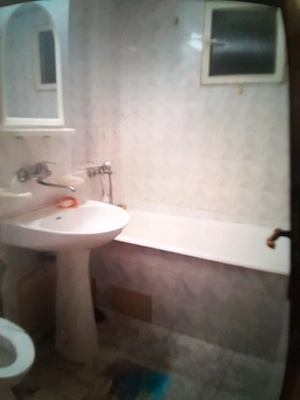 Inchiriez ap.cu Centrală termică,pe Cl.Bucuresti vis-a-vis de McDonald's  - imagine 9