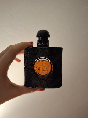 Parfum Yves Saint Laurent - Black Opium 