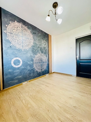 Apartament 3 Camere, Tecuci 7 Noiembrie str Gheorghe Petrascu Renovat complet - imagine 2