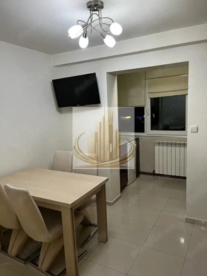 Apartament 3 camere, decomandat, zona Lunei - imagine 4