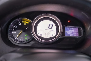 Renault Megane Facelift  Recent Înmatriculat  Limited Navigație Climatronic  - imagine 5