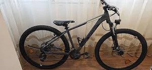 Vând Bicicleta si Trotineta