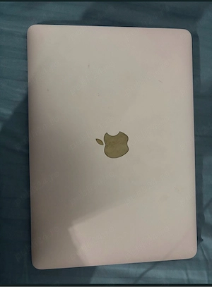 Vand macbook stare buna