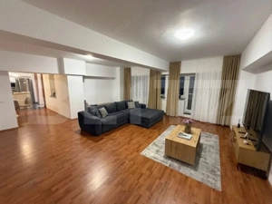 Apartament 4 camere, 140 mp, zona Piata Mare