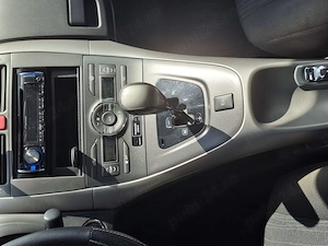 Toyota Auris, 1,6 benzină, automată - imagine 6