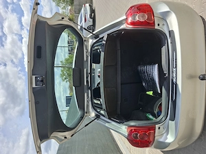 Toyota Auris, 1,6 benzină, automată - imagine 9