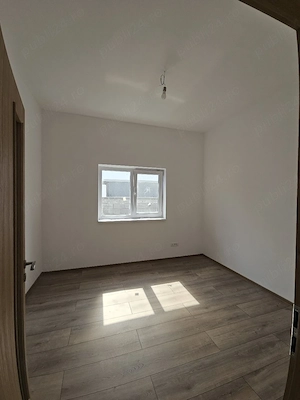 Duplex despartit prin camera tehnica in Mosnita Noua la 70ml de asfalt - imagine 7