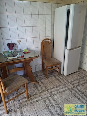 FAR, de vanzare 3 camere, decomandat, etaj 1, gaze - imagine 14