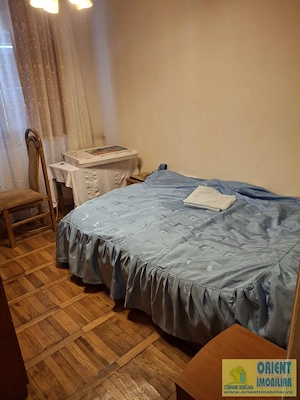 FAR, de vanzare 3 camere, decomandat, etaj 1, gaze - imagine 9