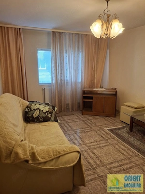 FAR, de vanzare 3 camere, decomandat, etaj 1, gaze - imagine 2