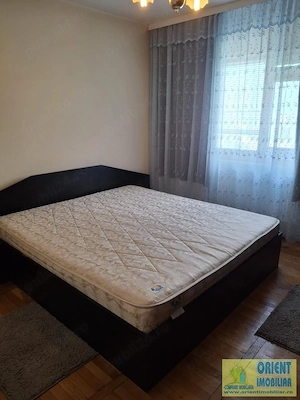 FAR, de vanzare 3 camere, decomandat, etaj 1, gaze - imagine 5