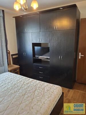 FAR, de vanzare 3 camere, decomandat, etaj 1, gaze - imagine 3