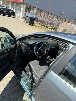 Vând WV Jetta. An 2007.  - imagine 2