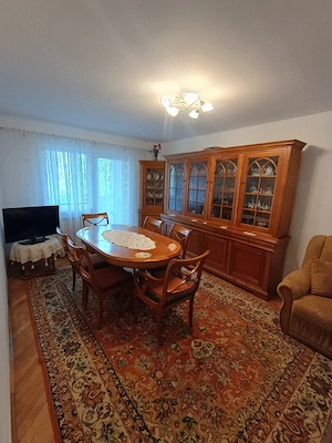 Apartament 3 camere, decomadat si complet mobiliat   - Valea Aurie central