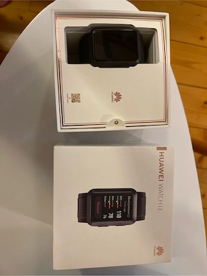 Huawei Watch D aproape nou 