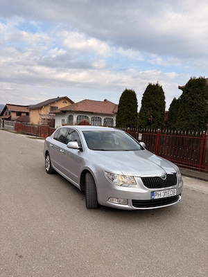 Skoda Superb 2  1.4 TSI - imagine 2
