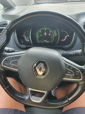 Vând Renault Scenic 4 - imagine 3