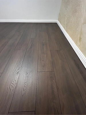 Decoratiuni interioare si parchet 