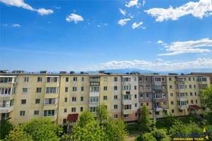 Cochet si ergonomic, mobilat, echipat, balcon, zona centrala Codlea, Brasov - imagine 3