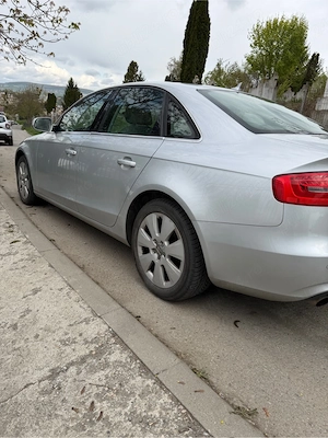 Audi A4 B8 - imagine 3