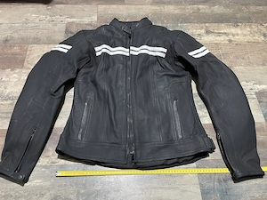 Geaca dama din piele cu protectii,geaca moto