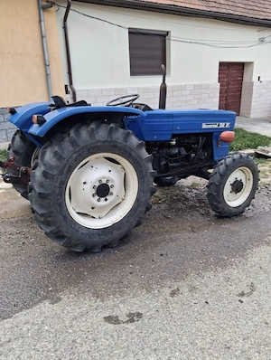 Vamd tractor universal U 550 DT  - imagine 2