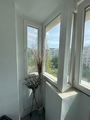 Proprietar, vând apartament decomandat cu 3 camere, având o suprafață de 84 mp,  - imagine 9