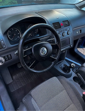 vw touran 2.0 TDI  - imagine 4