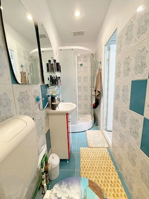 Închiriez  apartament  cu  2  camere c - imagine 5