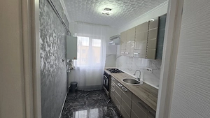 Apartament 3 camere  - imagine 3