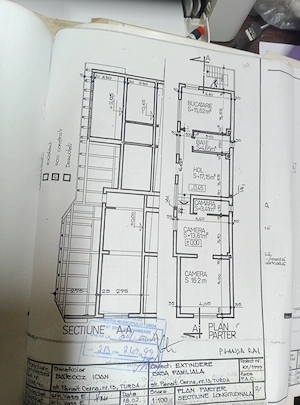 Vând casă familială compusa din 3 camere  - imagine 5
