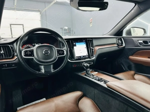 VOLVO V60 - imagine 20