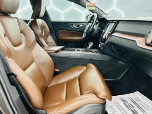 VOLVO V60 - imagine 17