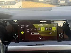 VW Golf 8 2021  1.0 TSI -110 Cp Garanție    Rate    Leasing - imagine 11