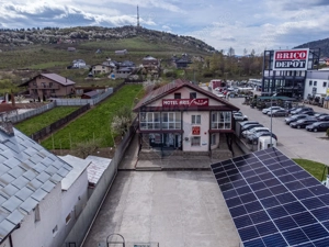 Hotel / Pensiune cu 21 camere de vânzare în zona Fermelor