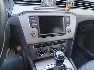 Vând VW Passat B8 - imagine 3