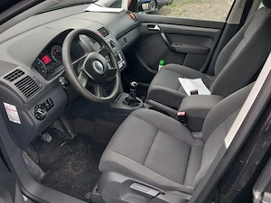 Vw Touran 1.6 benzina 102 cp motor clasic mpi - imagine 4