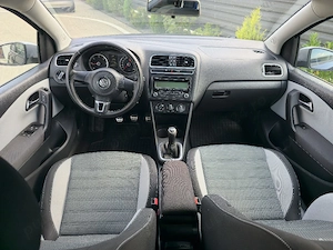 Volkswagen Polo Cross 6R - imagine 4